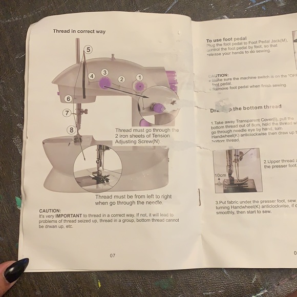 Mini sewing machine - Picture 17 of 17